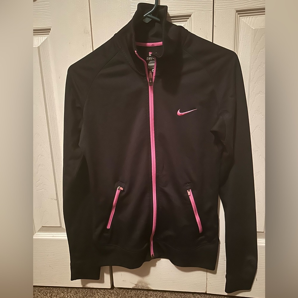 Womens tracksuit style Dri Fit Jacket Medium